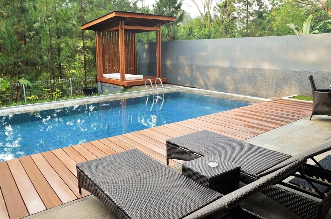 Hikari Hill View Villa 7 Bedrooms With A Private Swimming Pool And Billiard 반둥 외부 사진