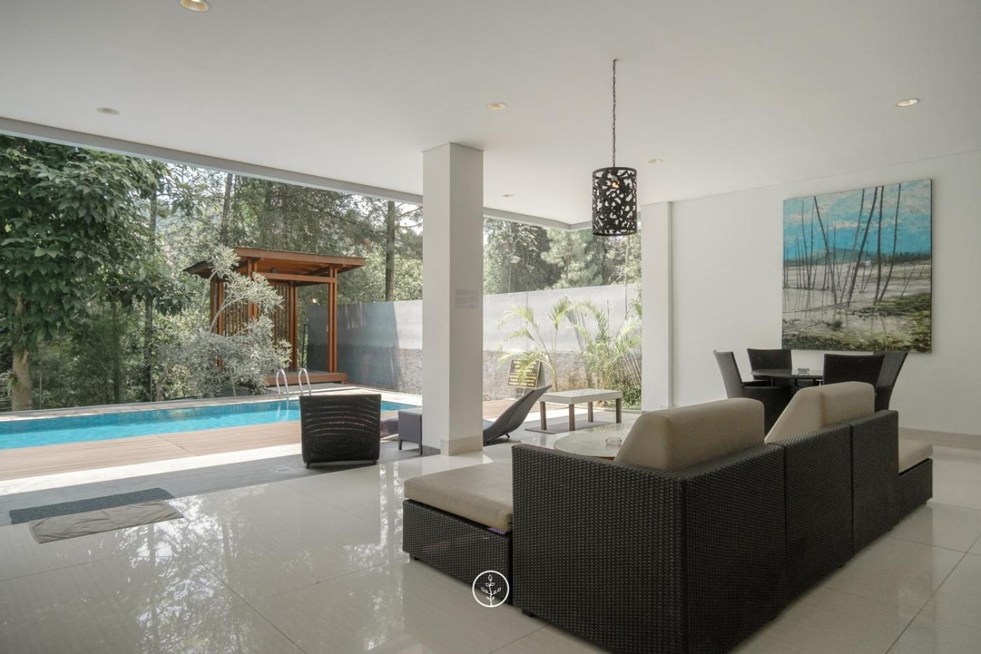 Hikari Hill View Villa 7 Bedrooms With A Private Swimming Pool And Billiard 반둥 외부 사진